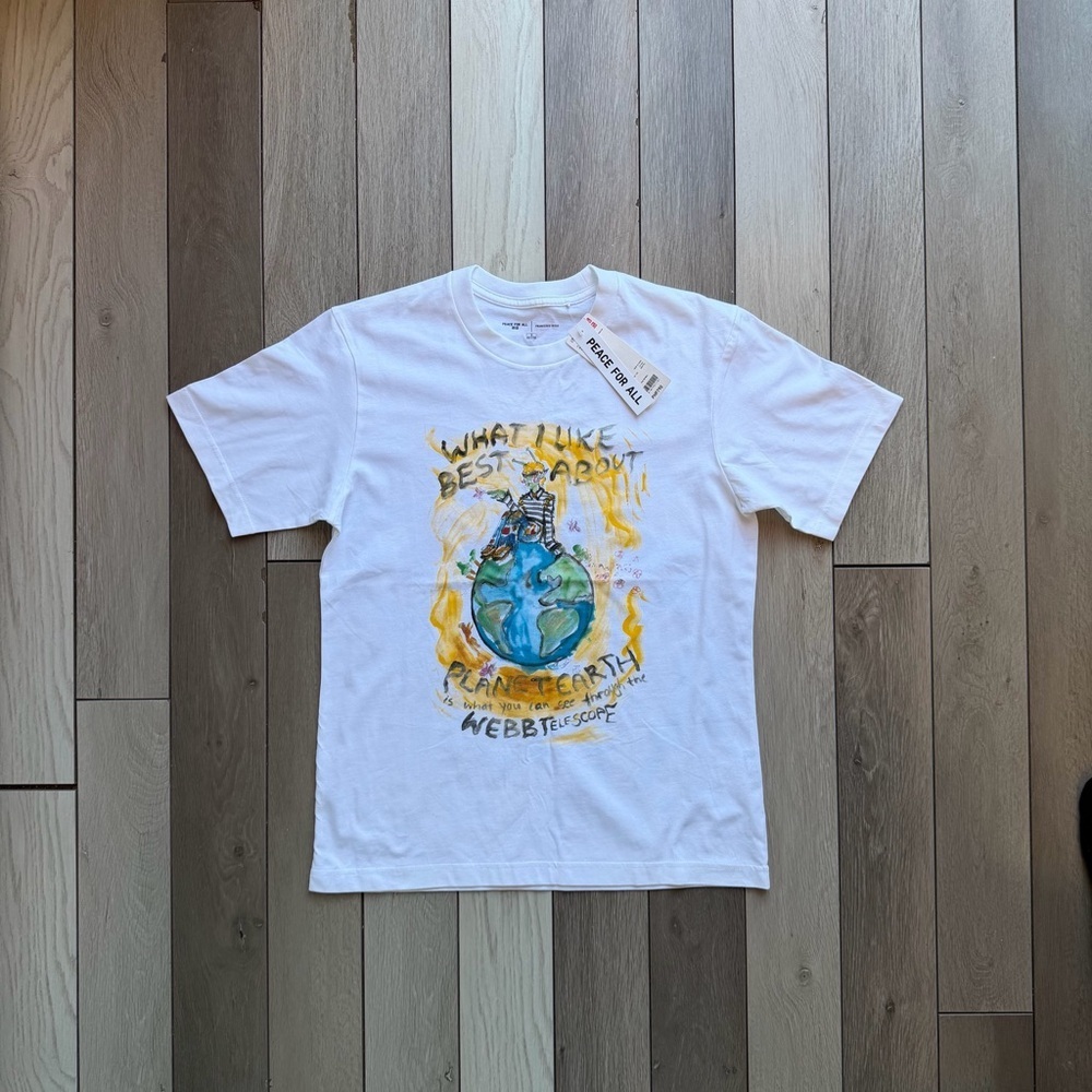 UNIQLO x Francesco Risso Peace for All Graphic T-Shirt
